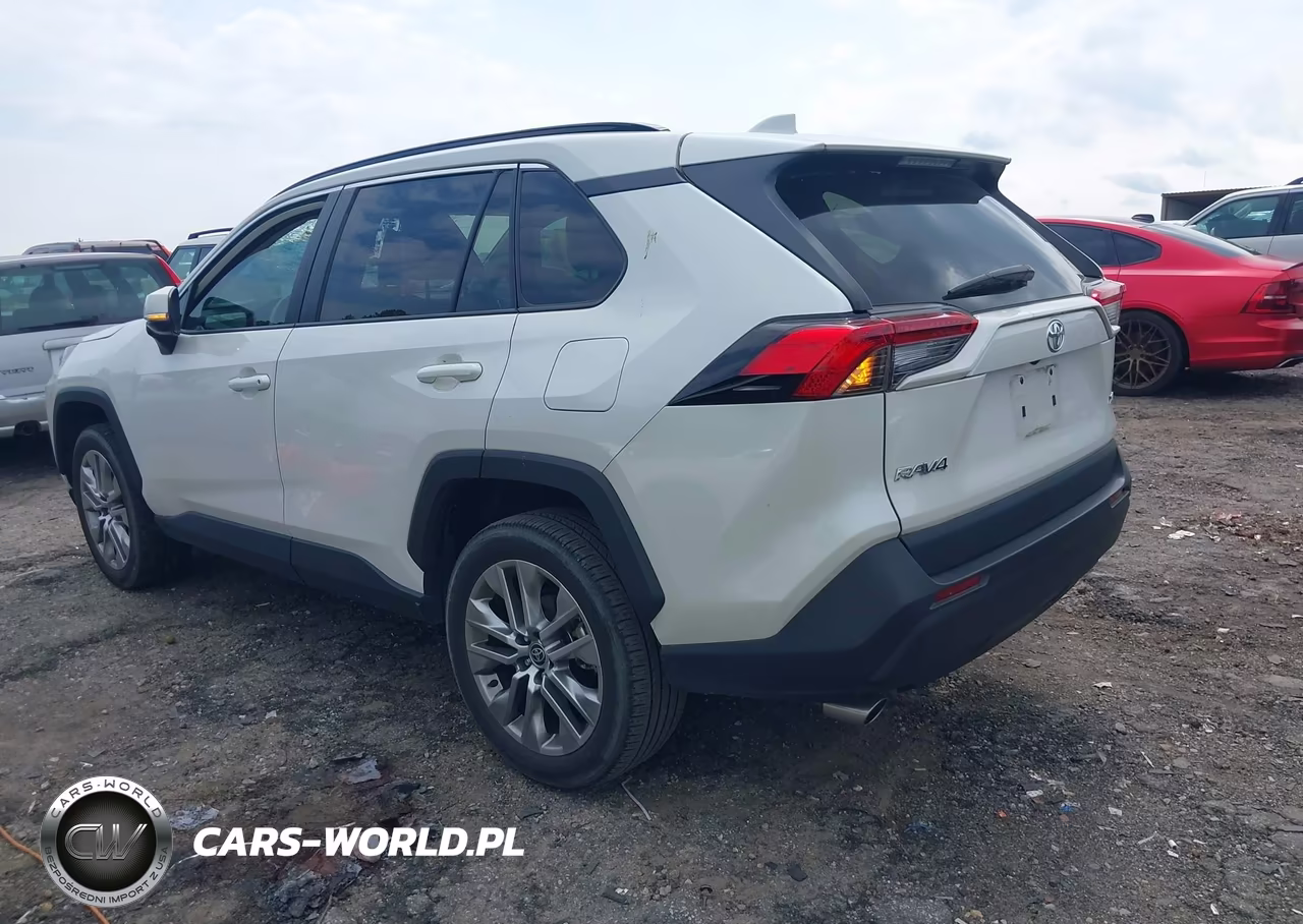 2022 Toyota Rav4 Xle Premium VIN:2T3C1RFV5NW214129 - 3
