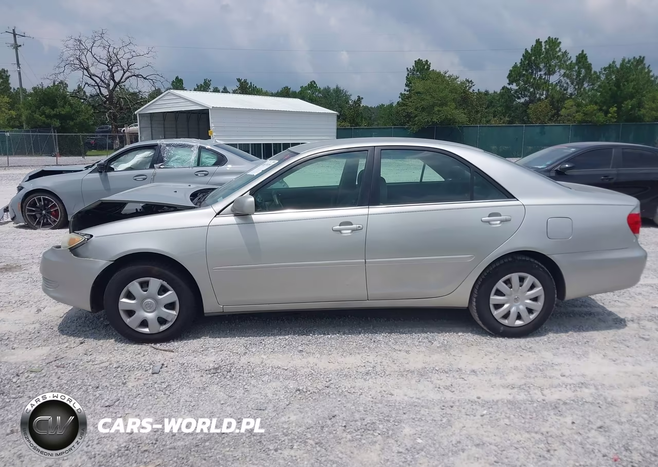 2005 Toyota Camry Le VIN:4T1BE30K45U078497 - 15