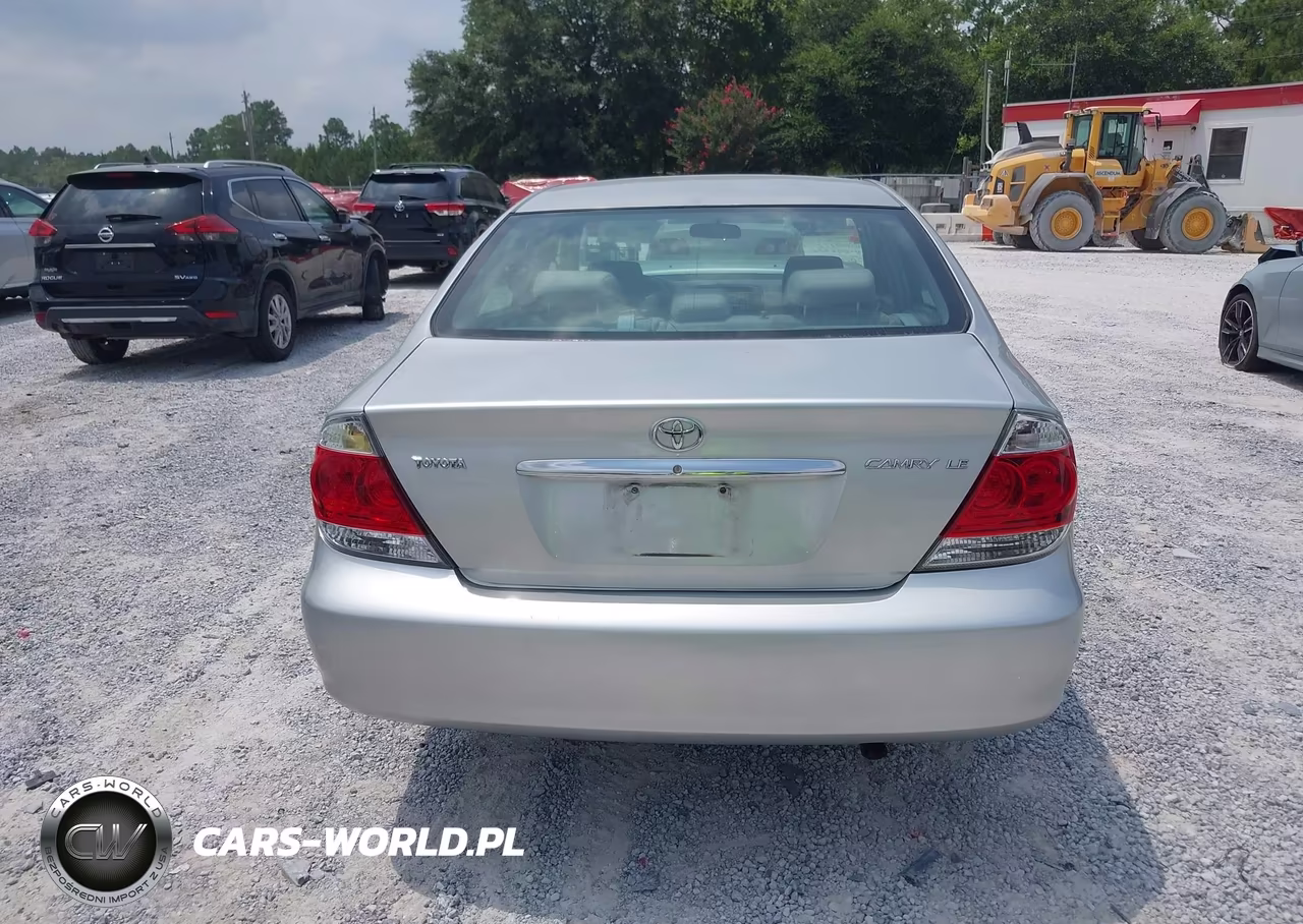 2005 Toyota Camry Le VIN:4T1BE30K45U078497 - 17