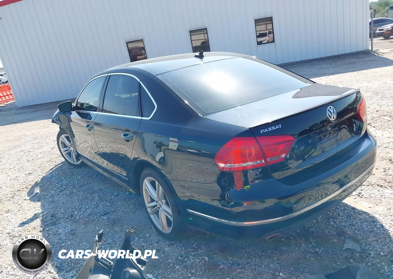 2015 Volkswagen Passat 2.0L Tdi Sel Premium VIN:1VWCV7A33FC084769 - 3
