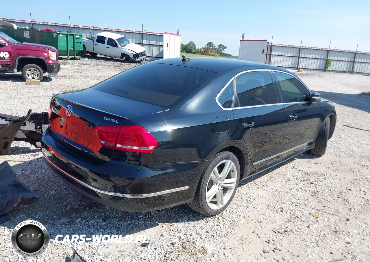 2015 Volkswagen Passat 2.0L Tdi Sel Premium VIN:1VWCV7A33FC084769 - 4