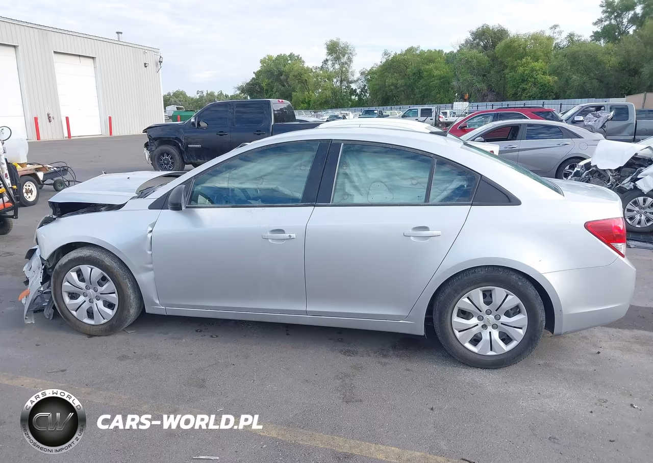 2013 Chevrolet Cruze Ls Auto VIN:1G1PA5SH9D7251990 - 14