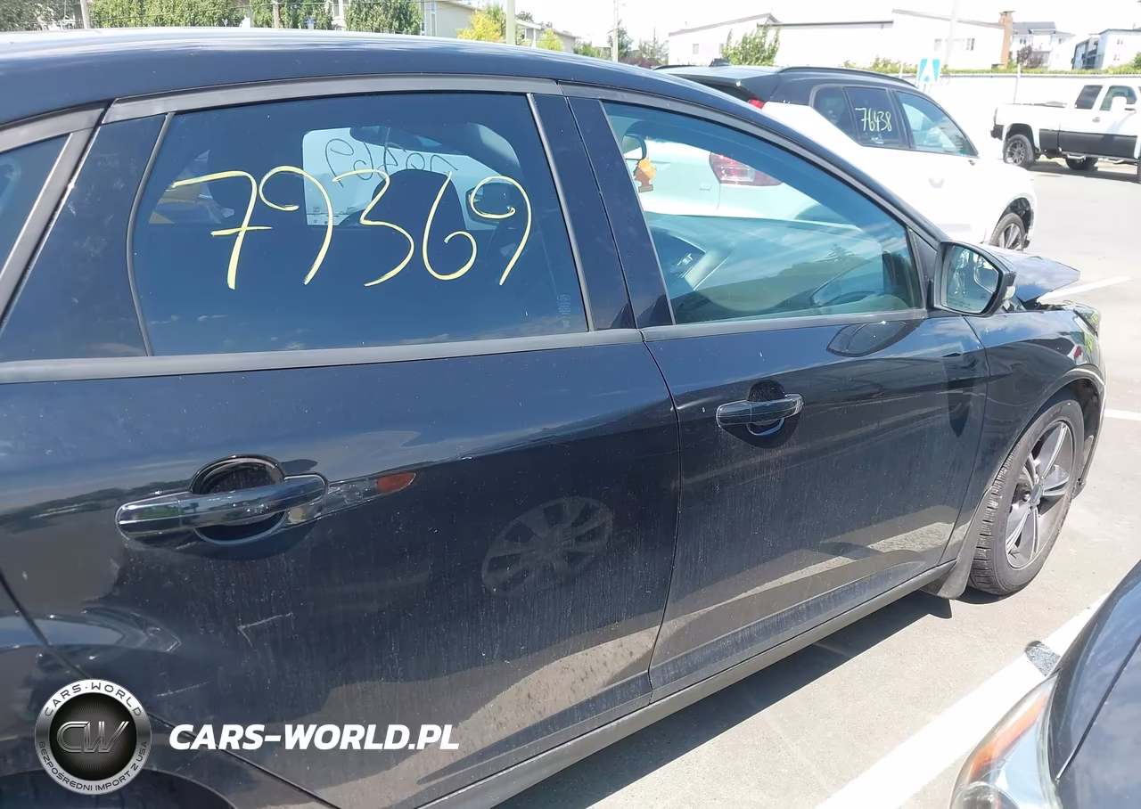 INFINITI Q50 BASE VIN:JN1BV7AR0FM414691 - 13