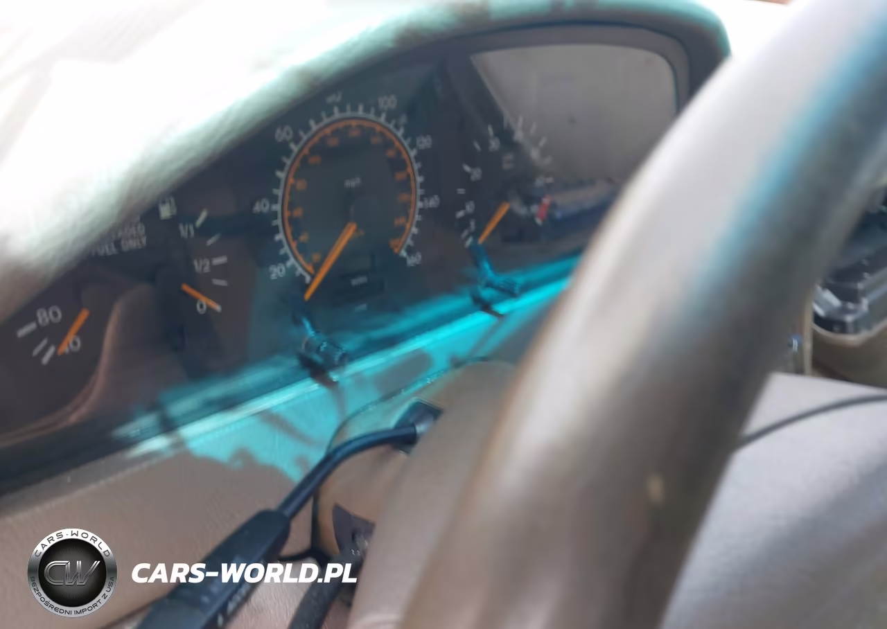 1995 Mercedes-Benz C 280 VIN:WDBHA28E3SF259415 - 7