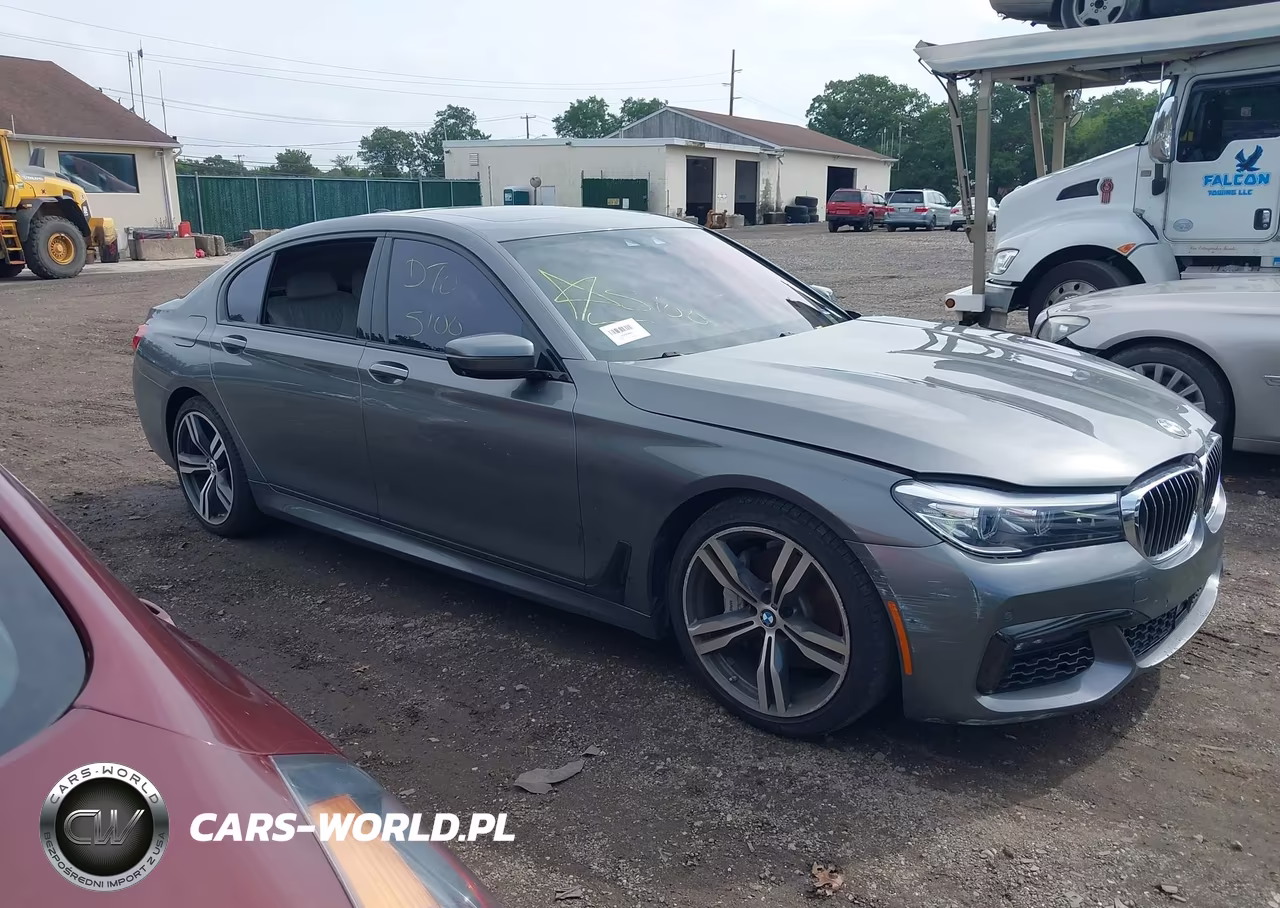2019 BMW 740I