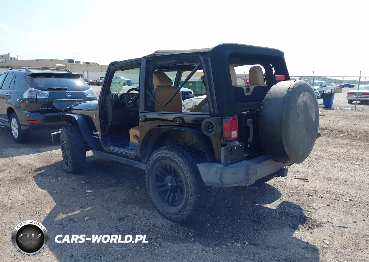 2013 Jeep Wrangler Sport VIN:1C4AJWAG7DL673369 - 3
