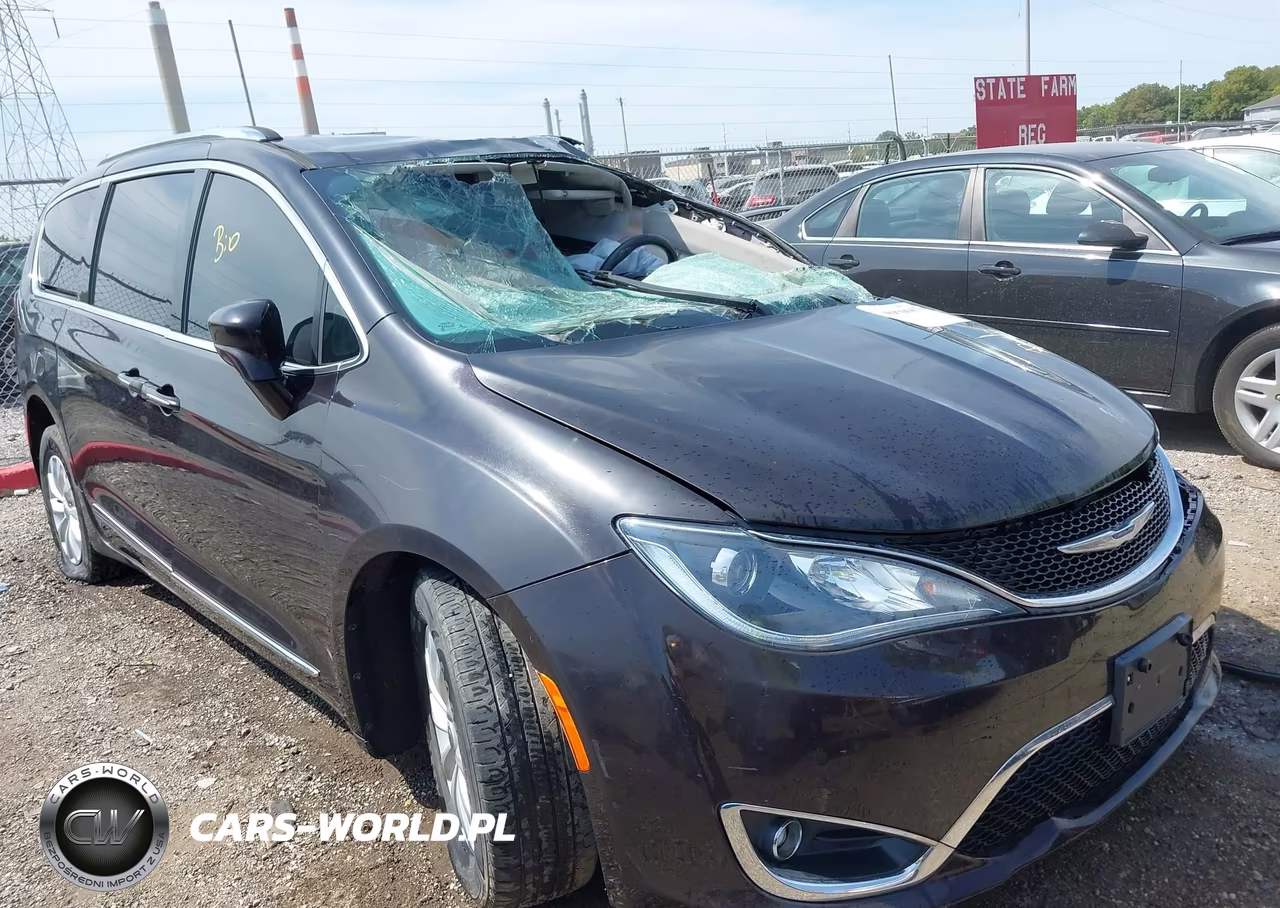 2019 Chrysler Pacifica Touring L