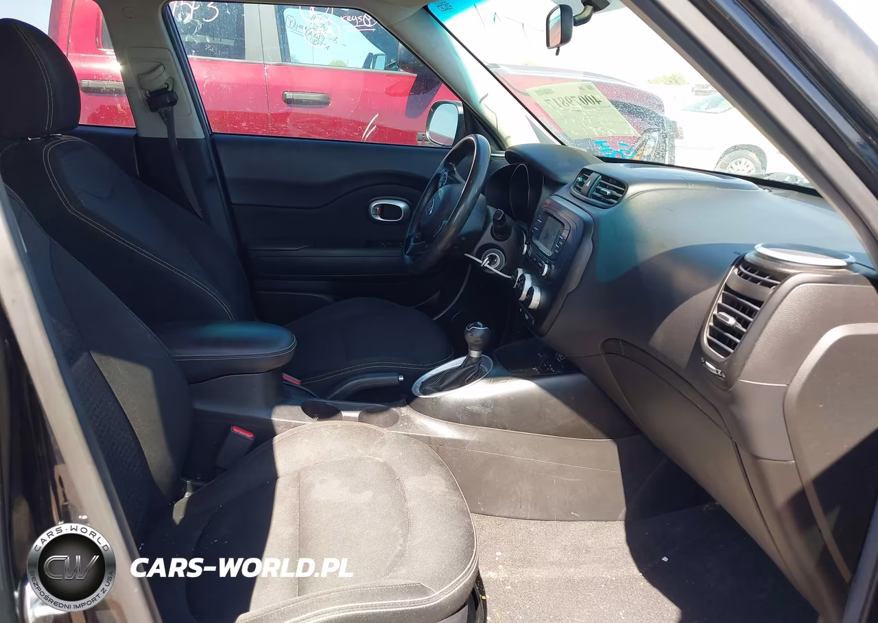 2015 Kia Soul + VIN:KNDJP3A51F7133538 - 5