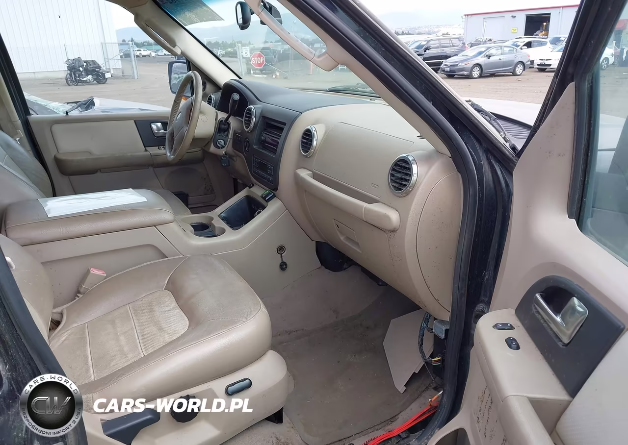 2004 Ford Expedition Eddie Bauer VIN:1FMFU18LX4LB35036 - 5