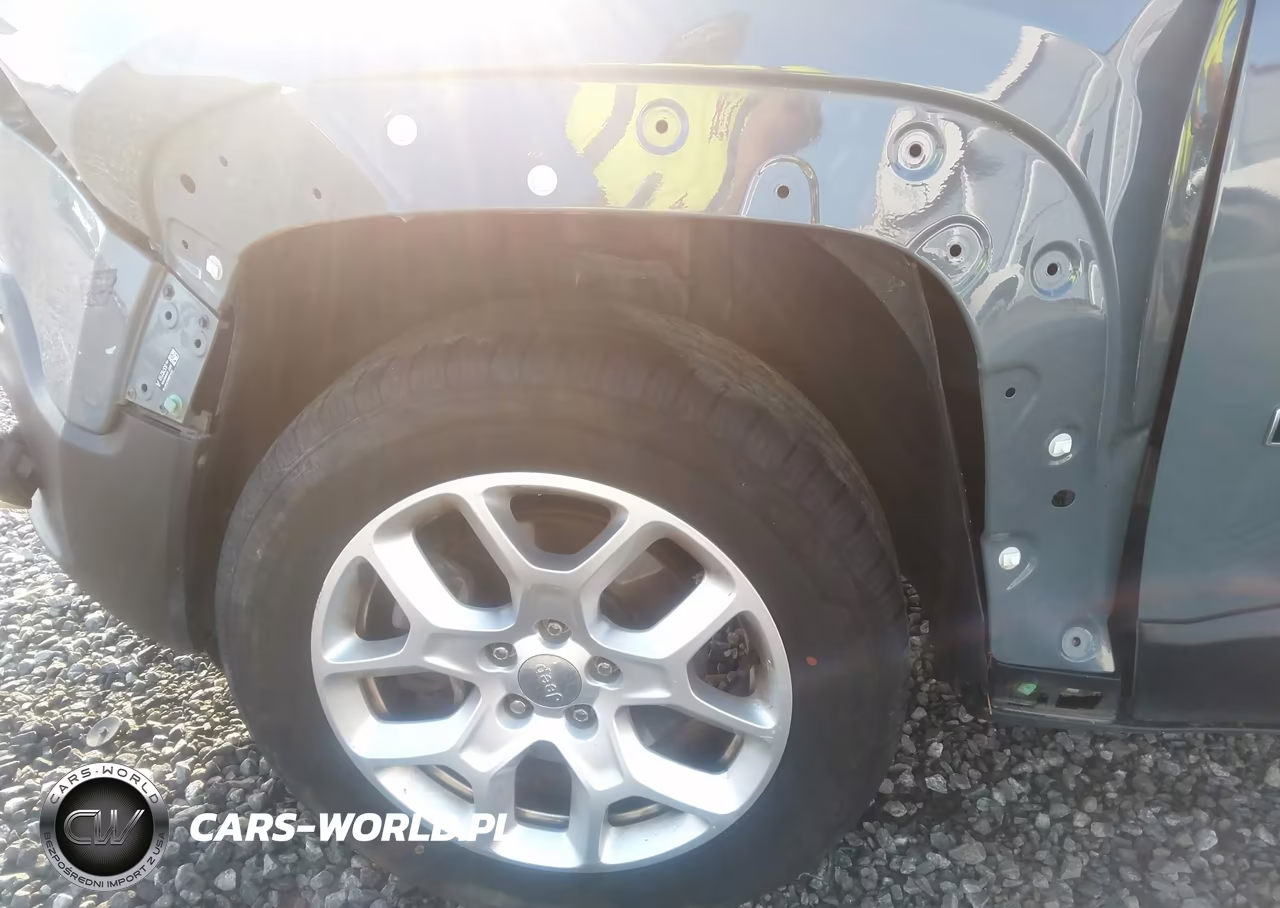 2018 Jeep Renegade Latitude 4X4 VIN:ZACCJBBB3JPH37144 - 20