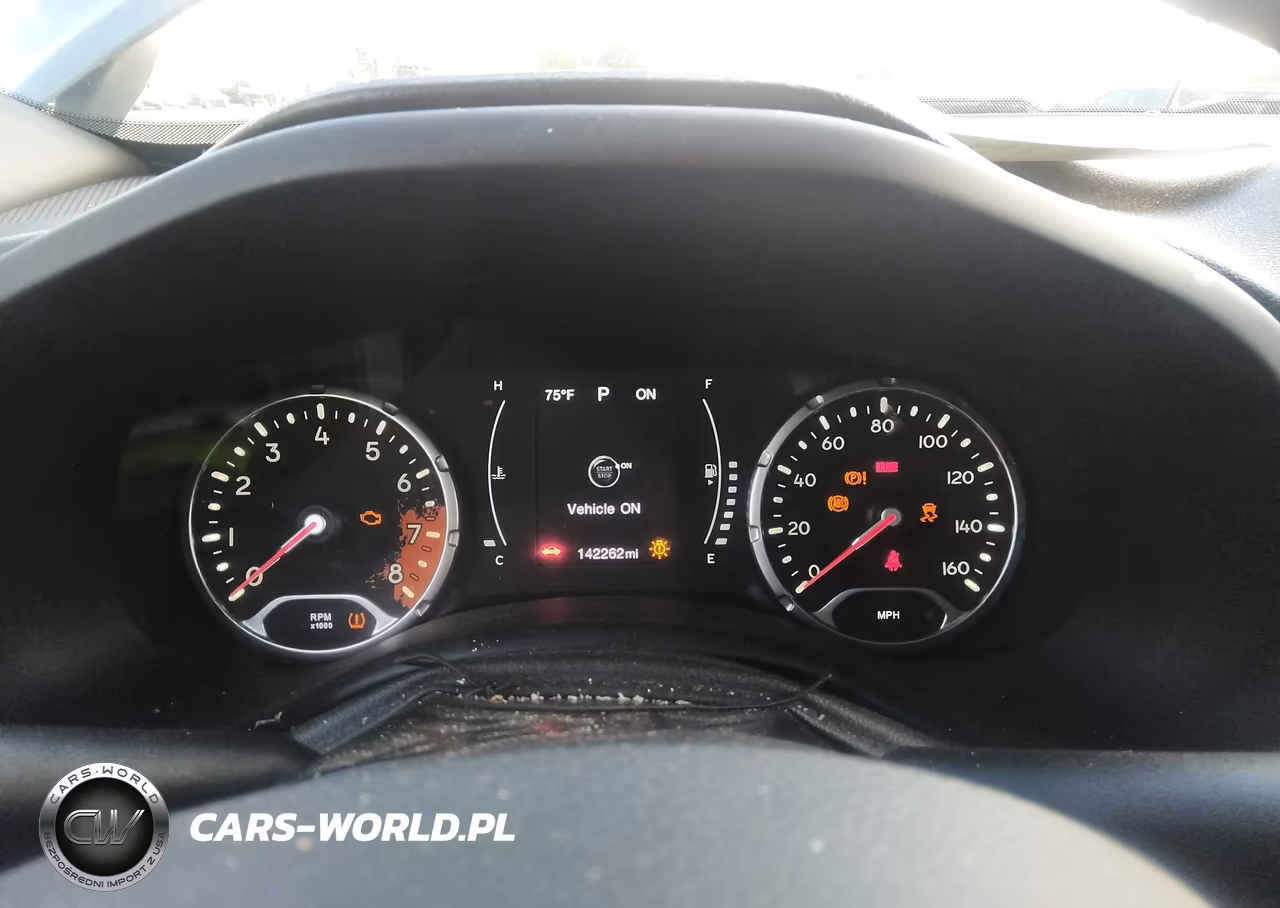 2018 Jeep Renegade Latitude 4X4 VIN:ZACCJBBB3JPH37144 - 7