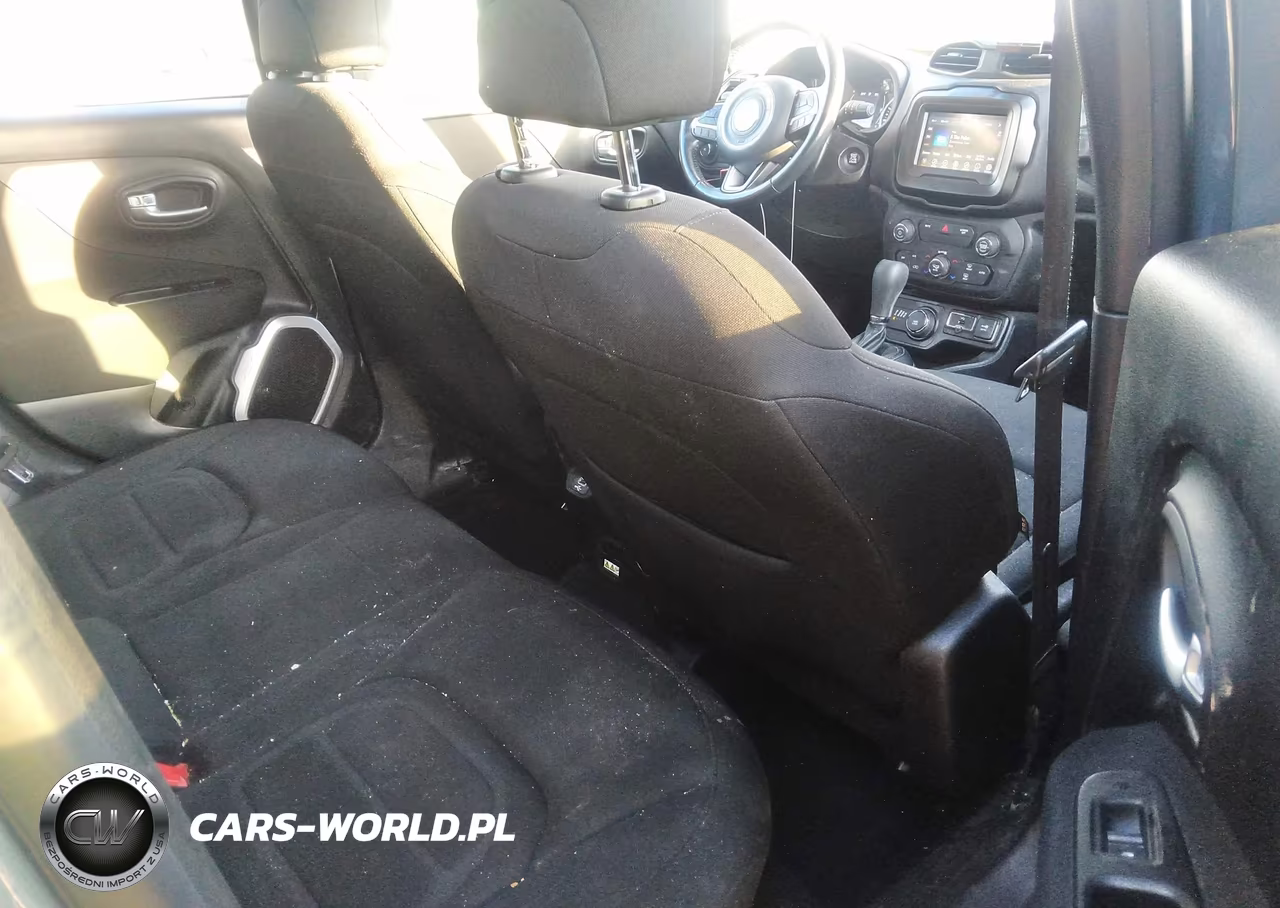 2018 Jeep Renegade Latitude 4X4 VIN:ZACCJBBB3JPH37144 - 8