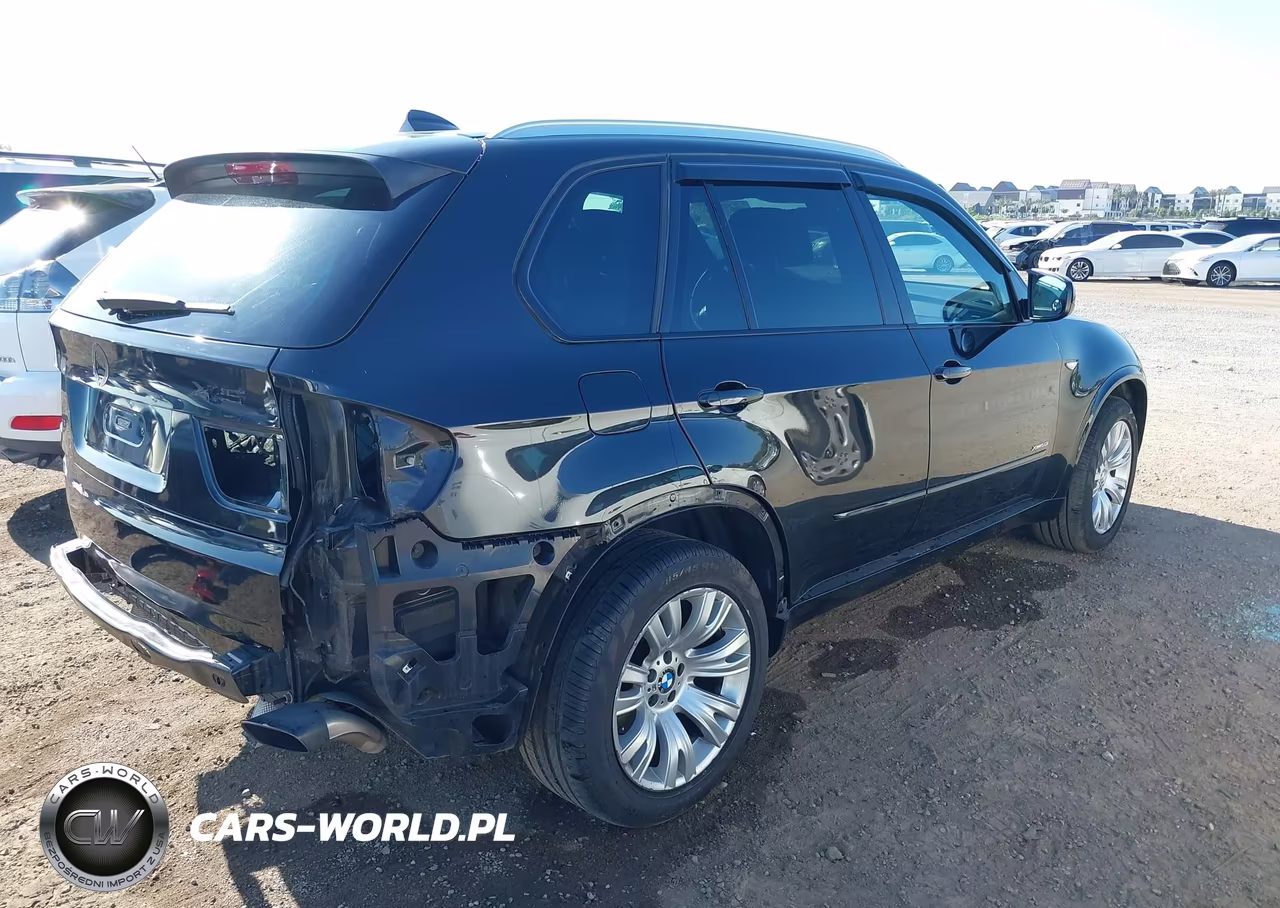 2013 BMW X5 xDrive50I VIN:5UXZV8C53D0C15670 - 4