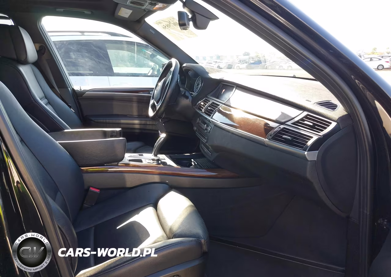 2013 BMW X5 xDrive50I VIN:5UXZV8C53D0C15670 - 5