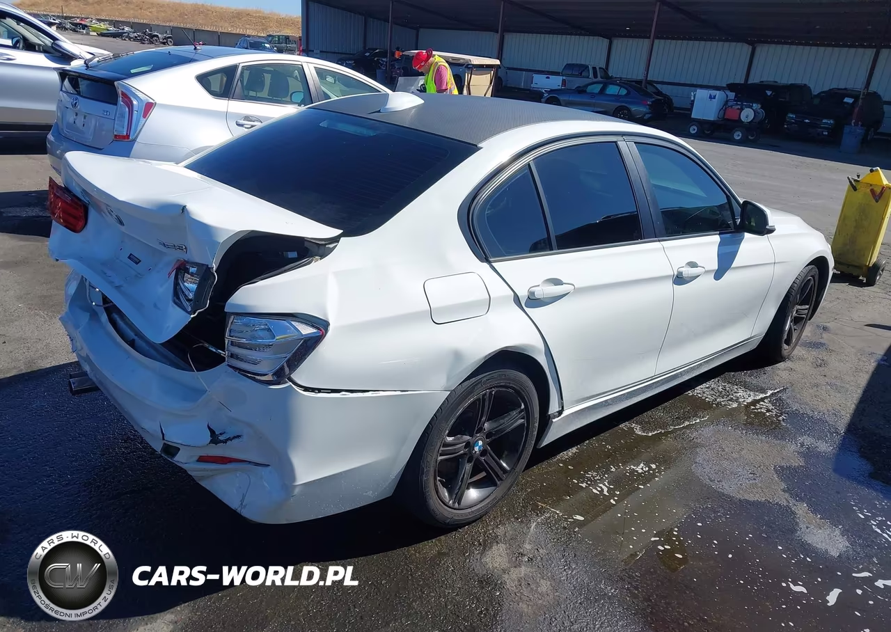 2013 BMW 328I xDrive VIN:WBA3B3C56DF541666 - 4