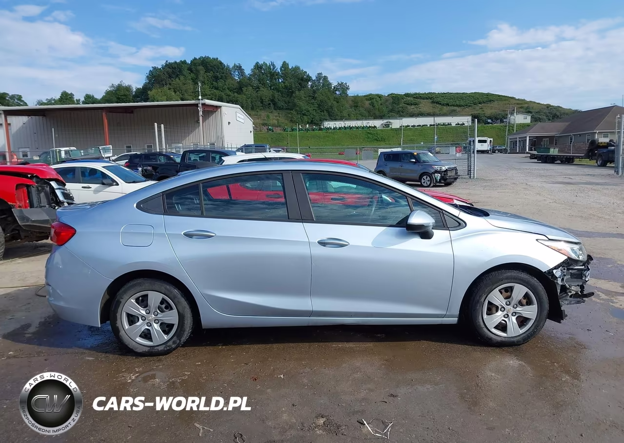 2018 Chevrolet Cruze Ls Auto VIN:1G1BC5SMXJ7108950 - 14