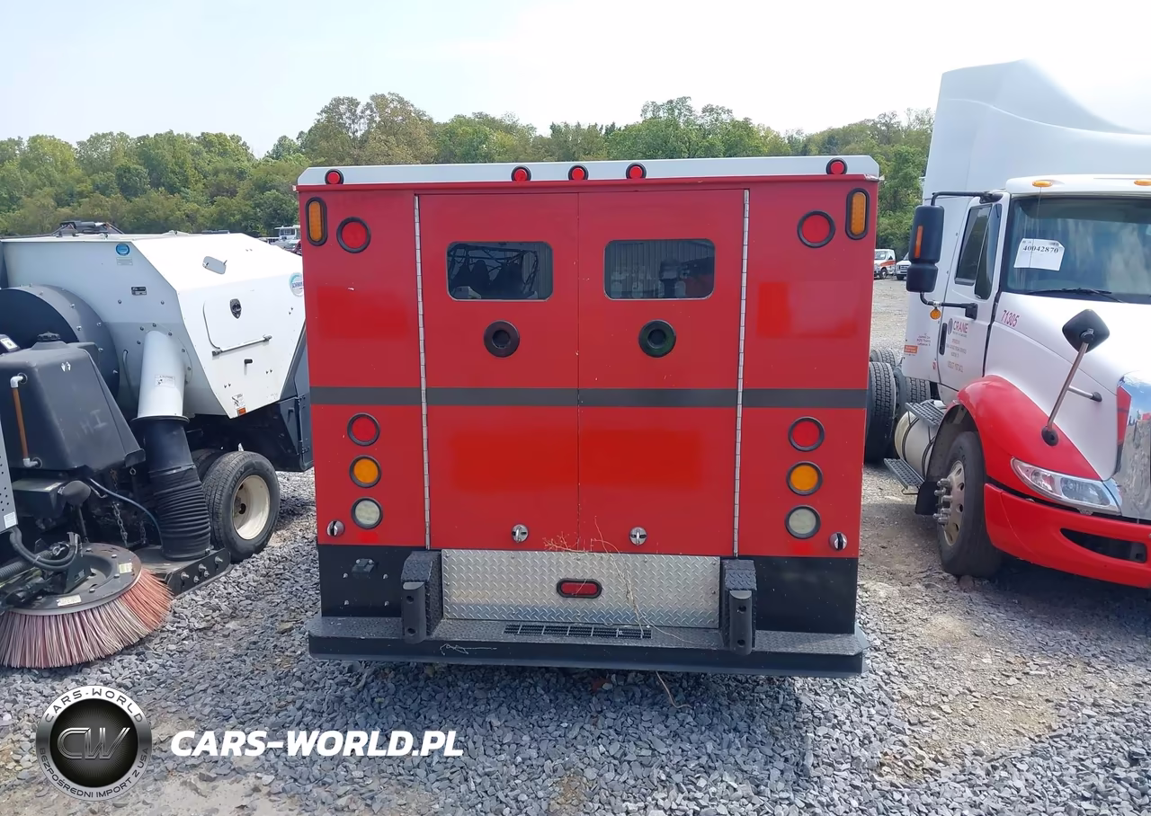 2015 Ram 5500 Chassis Tradesman-Slt VIN:3C7WRMAJXFG706687 - 15