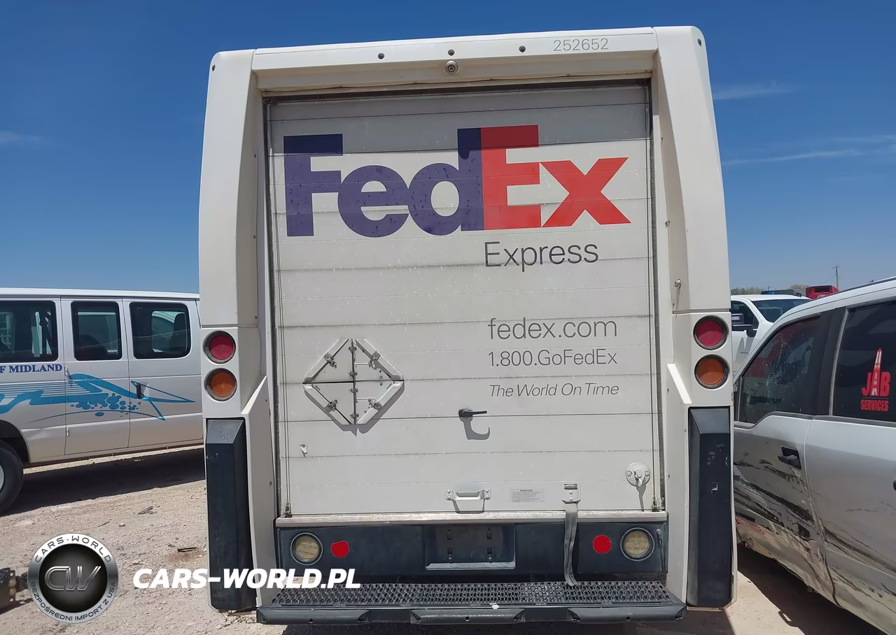 2013 Isuzu Commercial Van VIN:JALB4T17XD7W01406 - 14