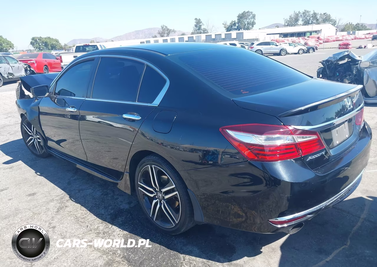 2017 Honda Accord Sport VIN:1HGCR2F54HA039375 - 3