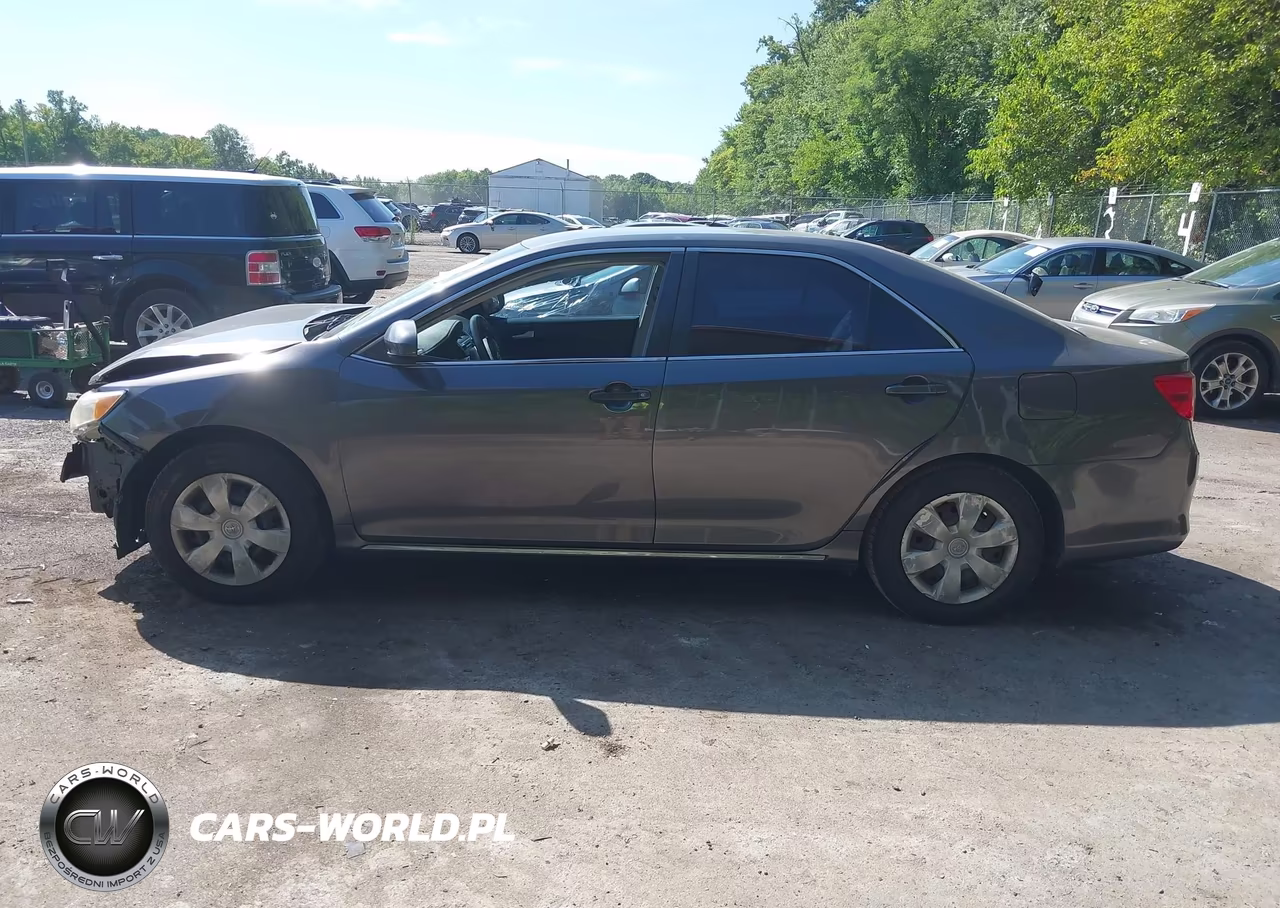 2013 Toyota Camry Le VIN:4T4BF1FK9DR295167 - 15