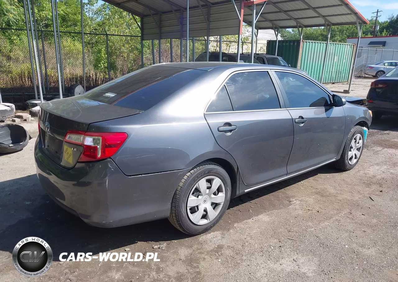 2013 Toyota Camry Le VIN:4T4BF1FK9DR295167 - 4