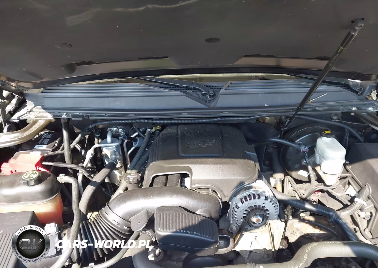 2013 Chevrolet Tahoe Lt VIN:1GNSKBE0XDR175257 - 10