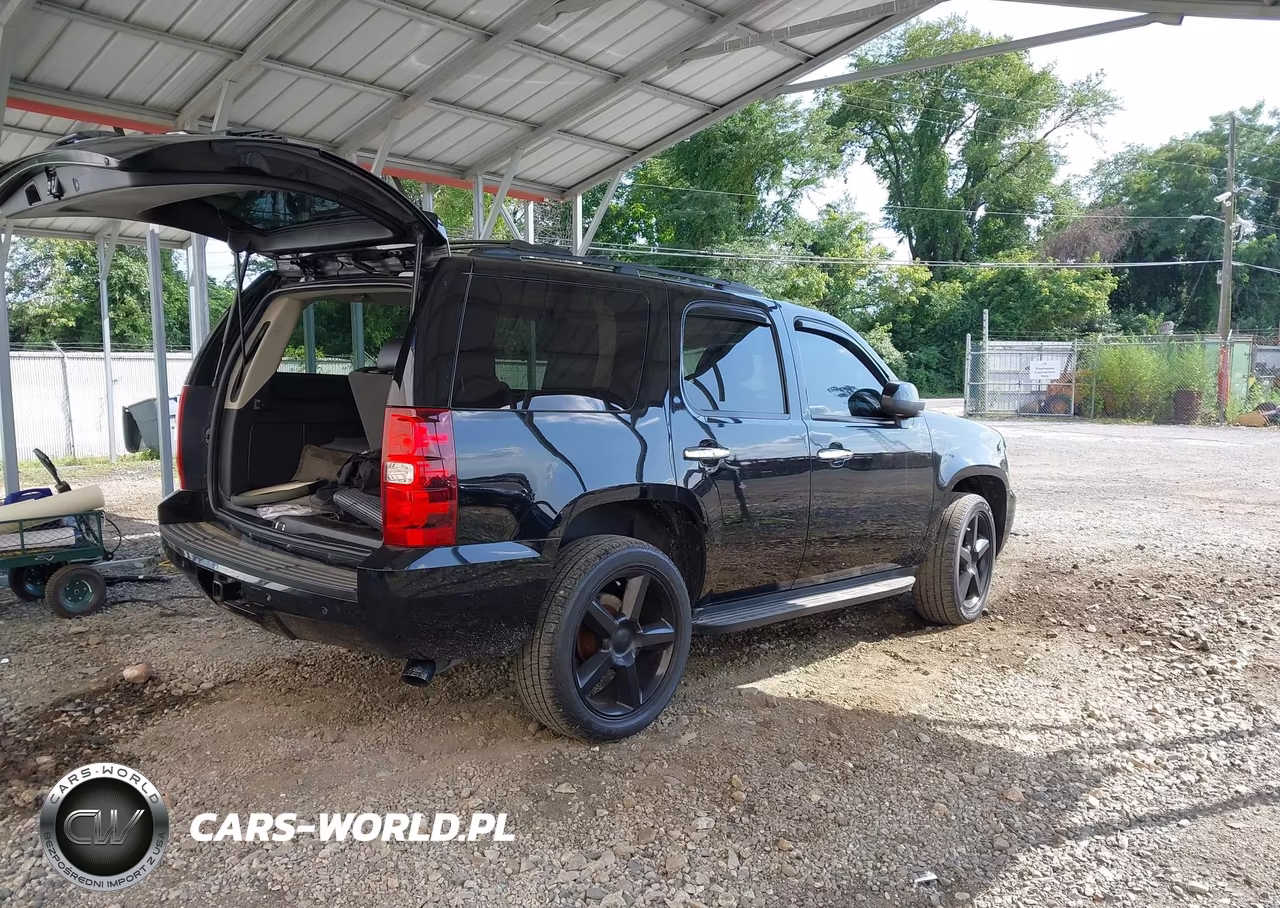 2013 Chevrolet Tahoe Lt VIN:1GNSKBE0XDR175257 - 4