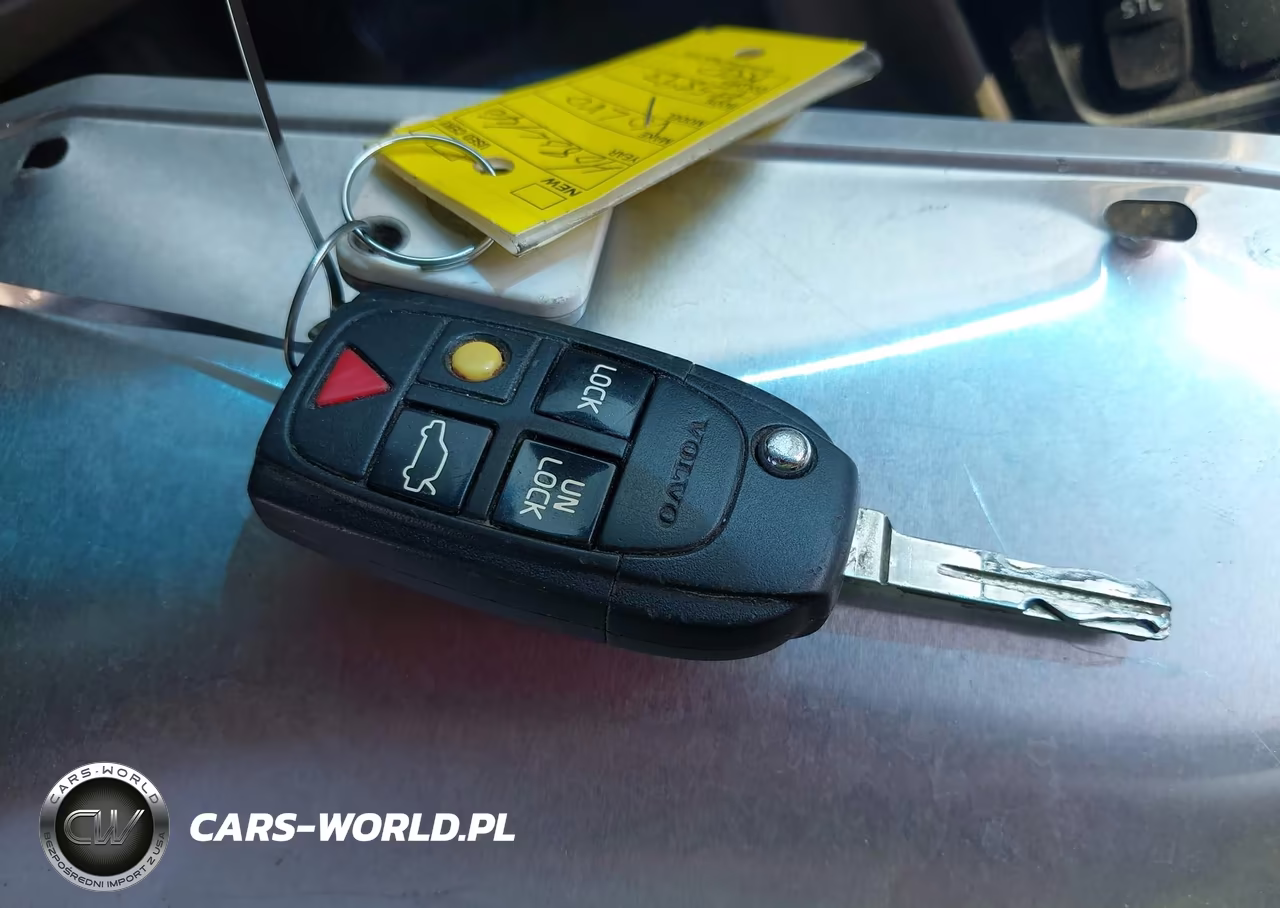 2004 Volvo V70 2.4 VIN:YV1SW61T041425893 - 11