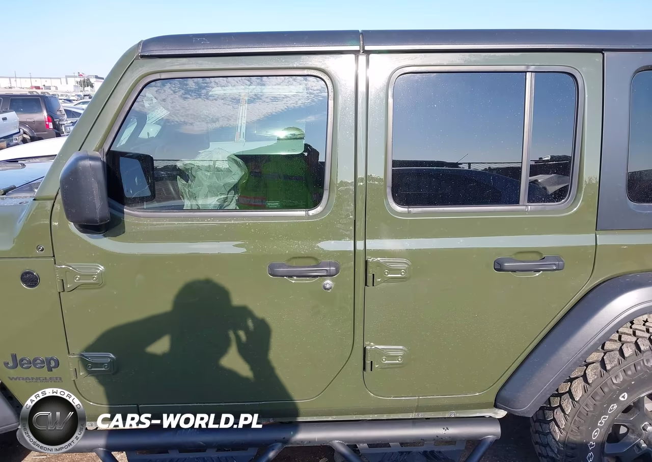 2020 Jeep Wrangler Unlimited Willys 4X4 VIN:1C4HJXDNXLW284396 - 14