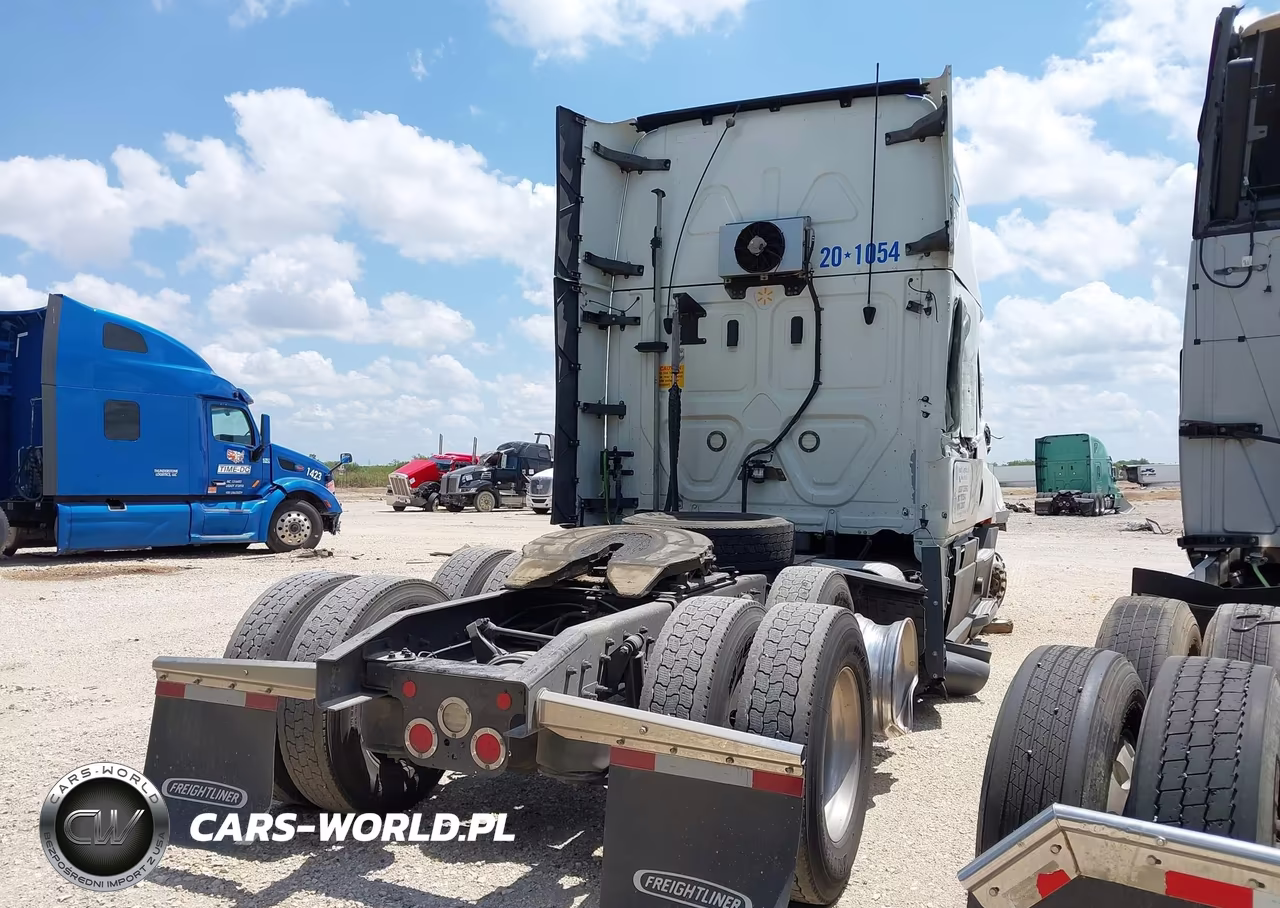 2020 Freightliner New Cascadia 126 VIN:3AKJHHDRXLSLH2302 - 4
