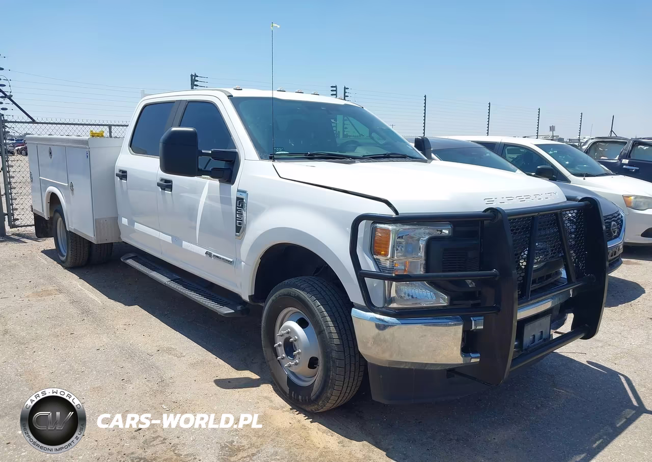2021 Ford F-350 Chassis Xl – zdjęcie 1 z 15