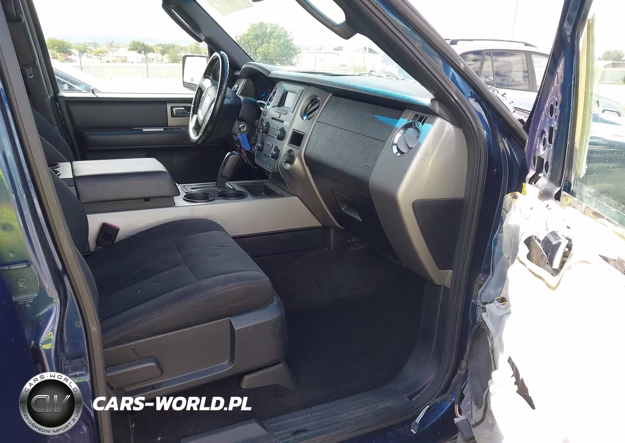 2017 Ford Expedition Xlt VIN:1FMJU1JT0HEA50687 - 5