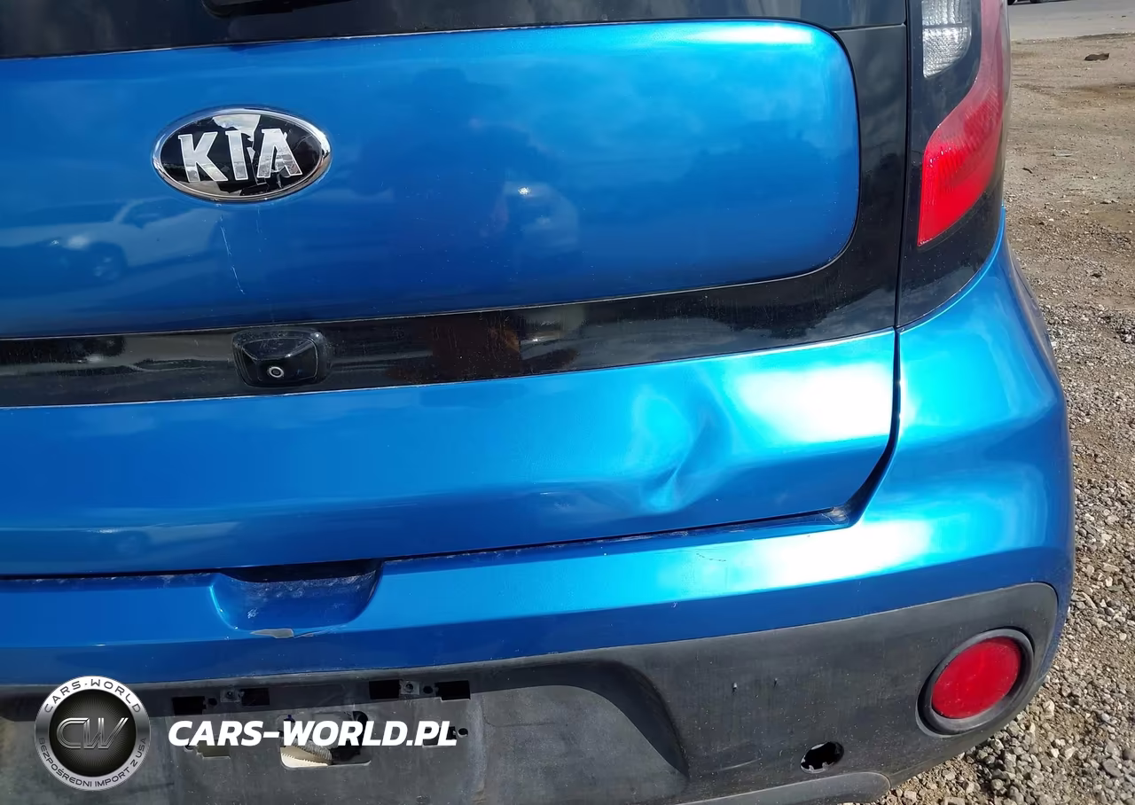 2018 Kia Soul + VIN:KNDJP3A52J7568058 - 13
