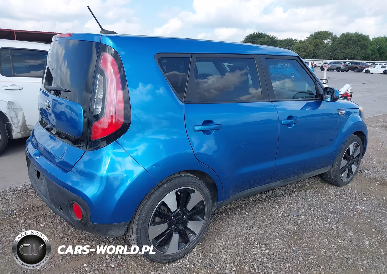 2018 Kia Soul + VIN:KNDJP3A52J7568058 - 4