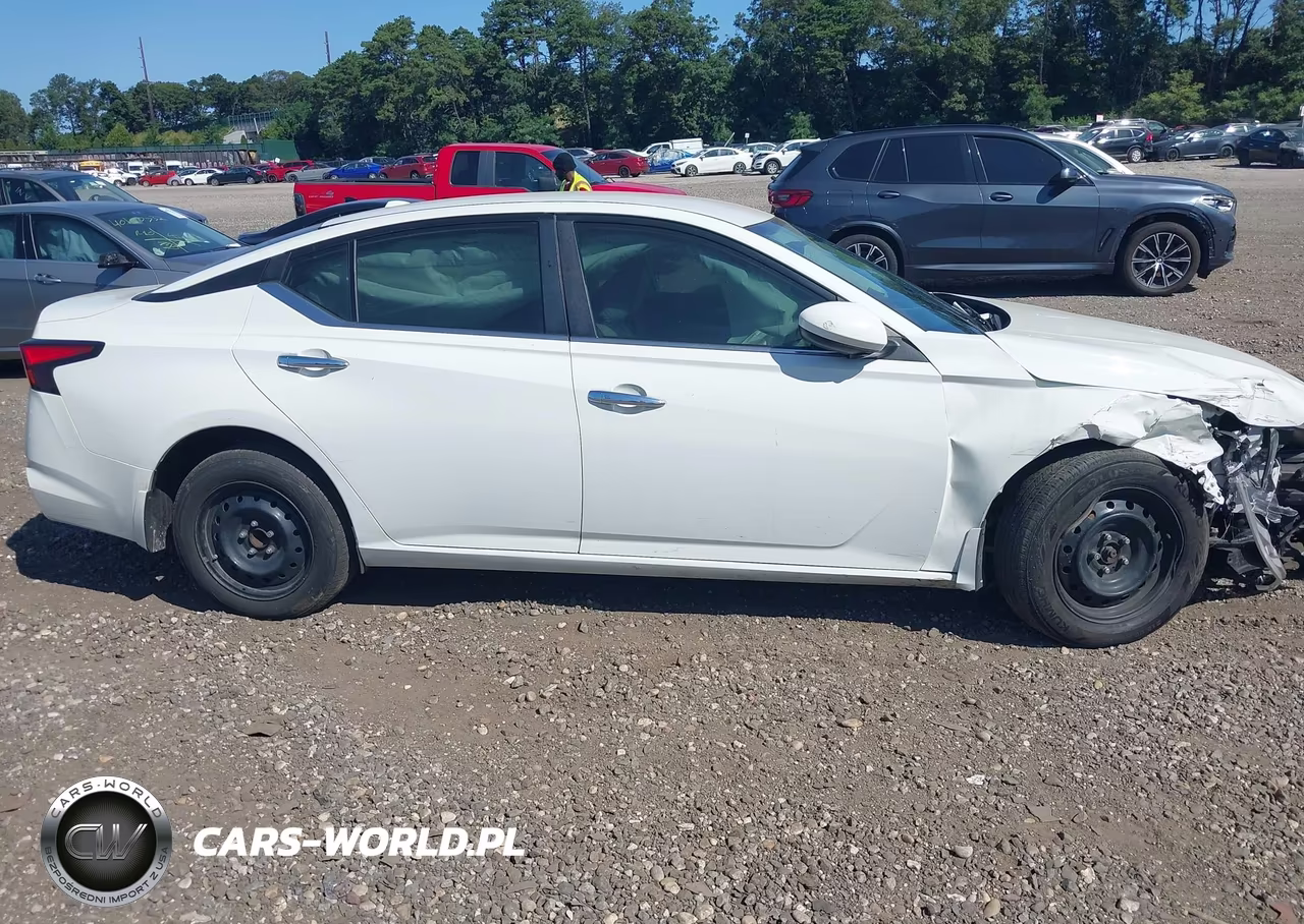 2019 Nissan Altima 2.5 S VIN:1N4BL4BV8KC200258 - 13