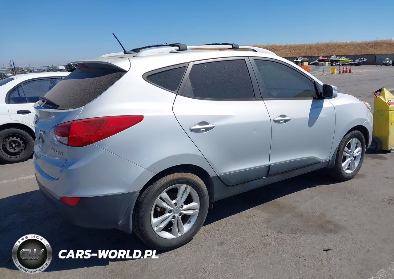 2013 Hyundai Tucson Gls VIN:KM8JU3AC5DU632411 - 4