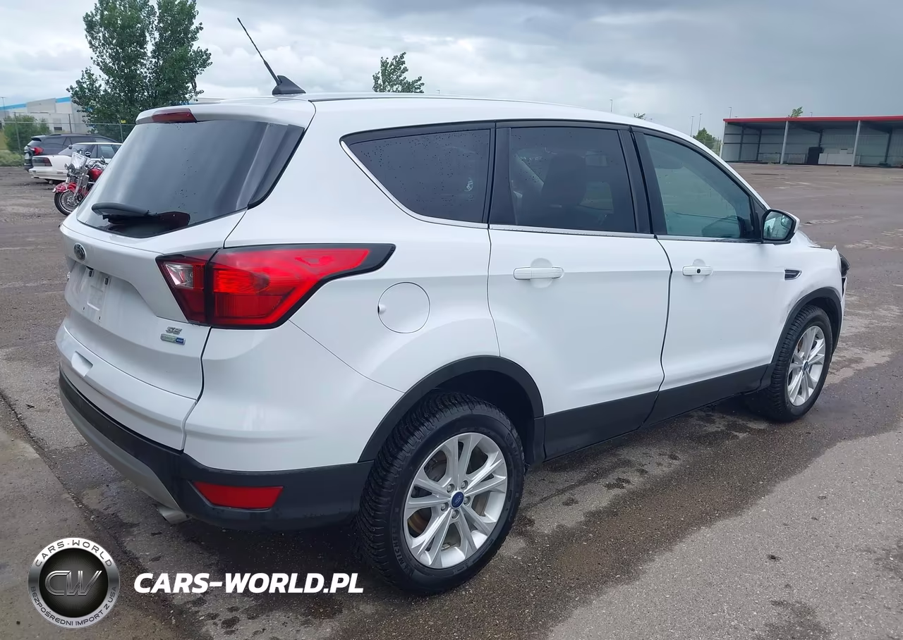 2019 Ford Escape Se VIN:1FMCU9GD7KUB64304 - 4