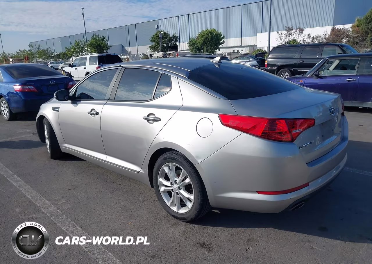 2012 Kia Optima Lx VIN:5XXGM4A72CG058166 - 3