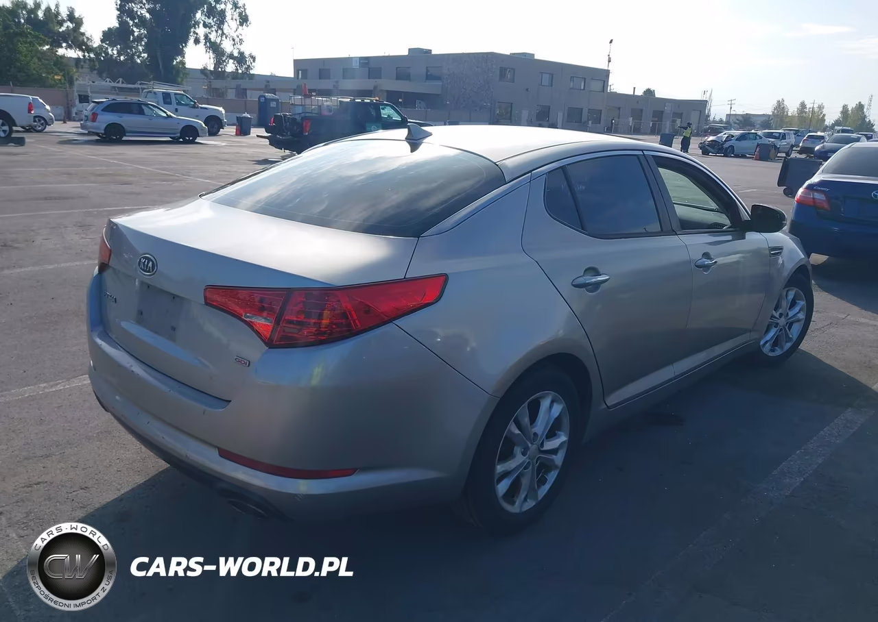 2012 Kia Optima Lx VIN:5XXGM4A72CG058166 - 4
