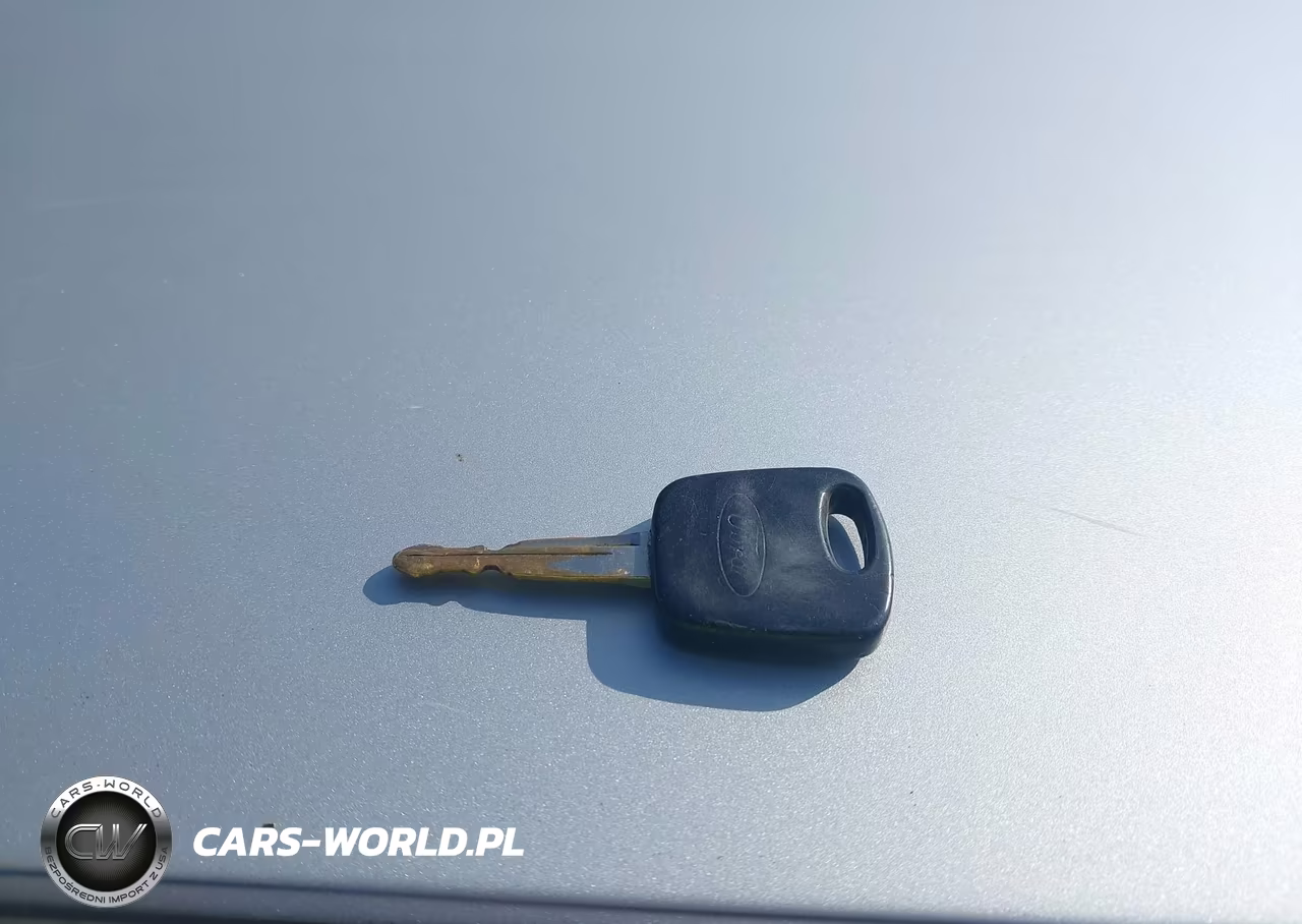 2005 Ford Focus Zx4 VIN:1FAFP34N45W186214 - 11