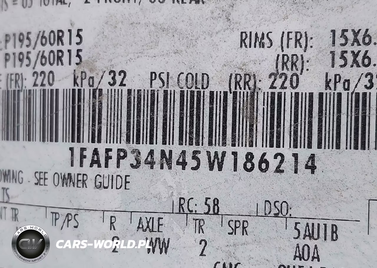 2005 Ford Focus Zx4 VIN:1FAFP34N45W186214 - 9