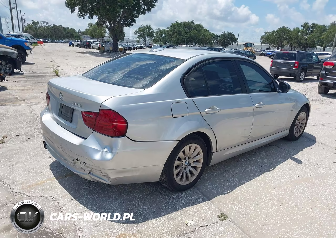 2009 BMW 328I VIN:WBAPH77579NM45219 - 4