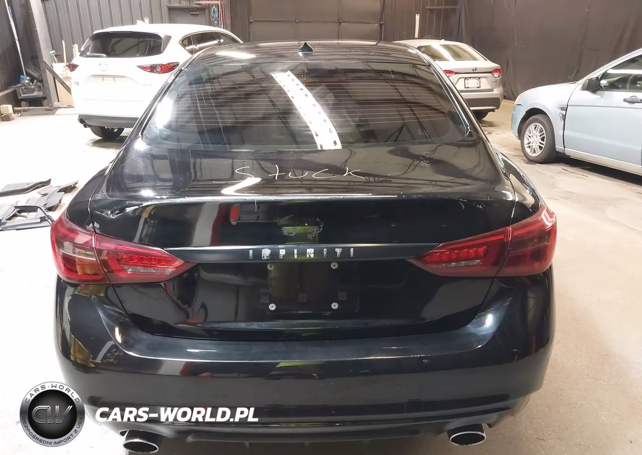 2018 Infiniti Q50 3.0T Luxe VIN:JN1EV7ARXJM430922 - 17