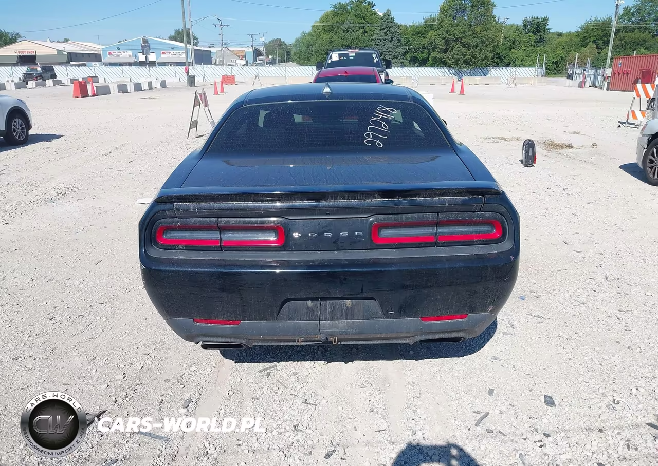 2016 Dodge Challenger R-T VIN:2C3CDZBT6GH232531 - 16