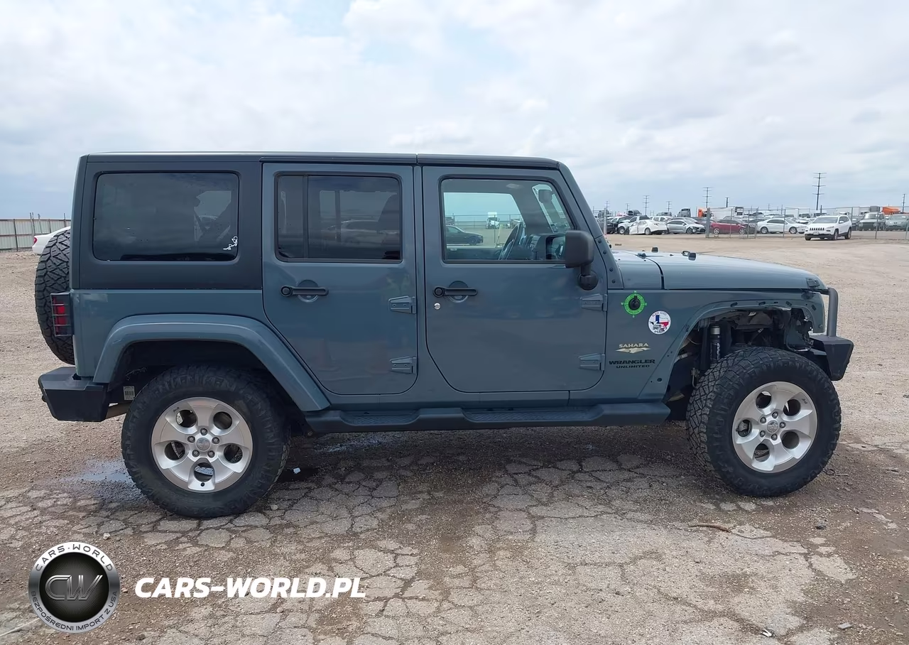 2014 Jeep Wrangler Unlimited Sahara VIN:1C4BJWEG4EL217863 - 14