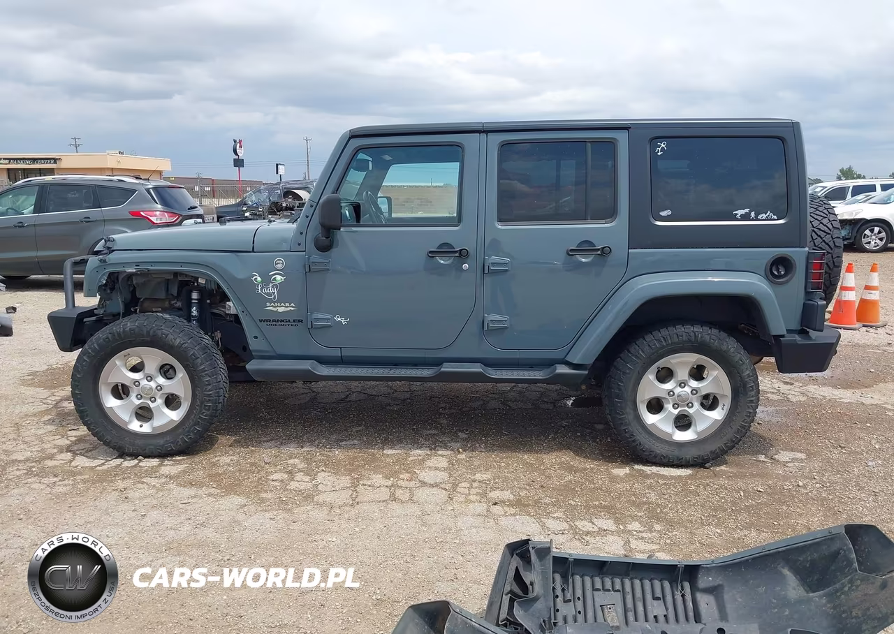 2014 Jeep Wrangler Unlimited Sahara VIN:1C4BJWEG4EL217863 - 15
