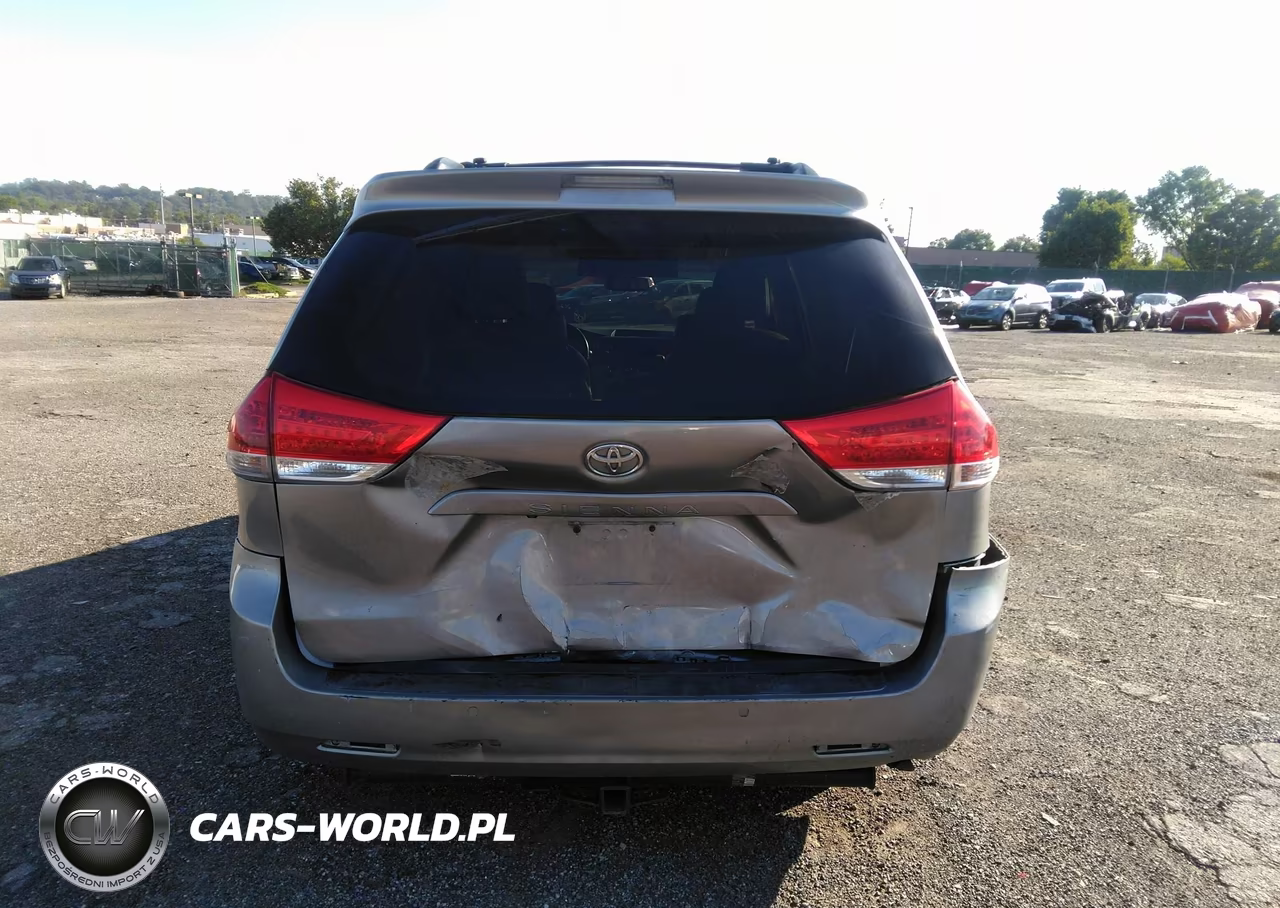 2013 Toyota Sienna Xle 7 Passenger VIN:5TDDK3DC5DS053331 - 17