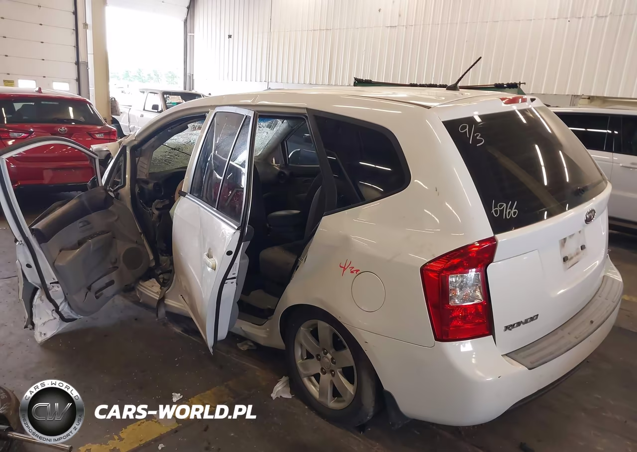 2008 Kia Rondo Lx Base VIN:KNAFG525487206062 - 3
