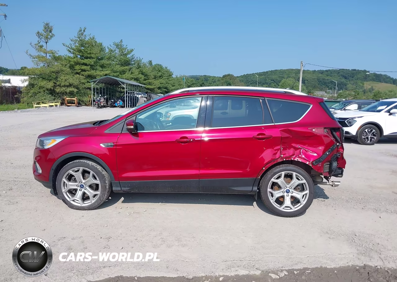 2018 Ford Escape Titanium VIN:1FMCU9J9XJUA27280 - 14
