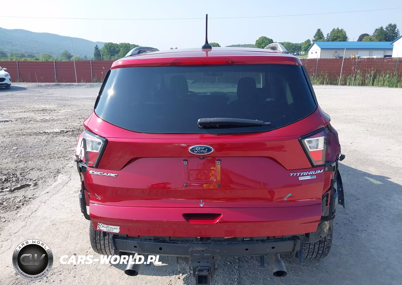 2018 Ford Escape Titanium VIN:1FMCU9J9XJUA27280 - 16